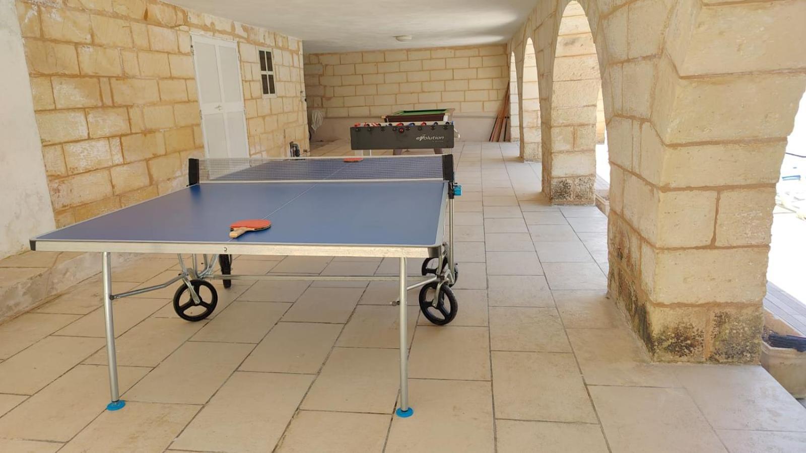 Stunning Villa With Pool, Table Tennis, Table Soccer And A Pool Table Naxxar Exterior foto